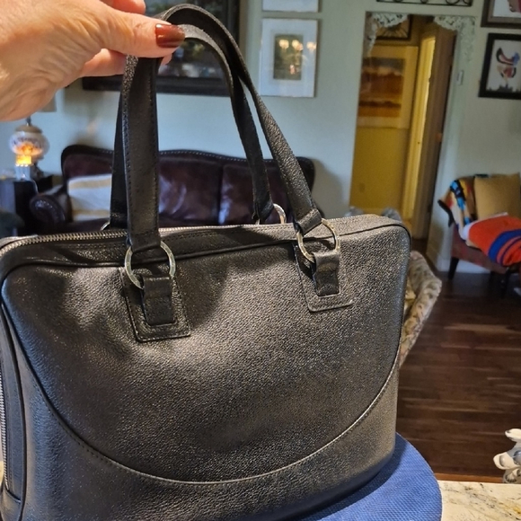 BVLGARI Handbags - BVLGARI Decollete Handbag Black Leather In EC. Beautiful Structured Purse.EC.